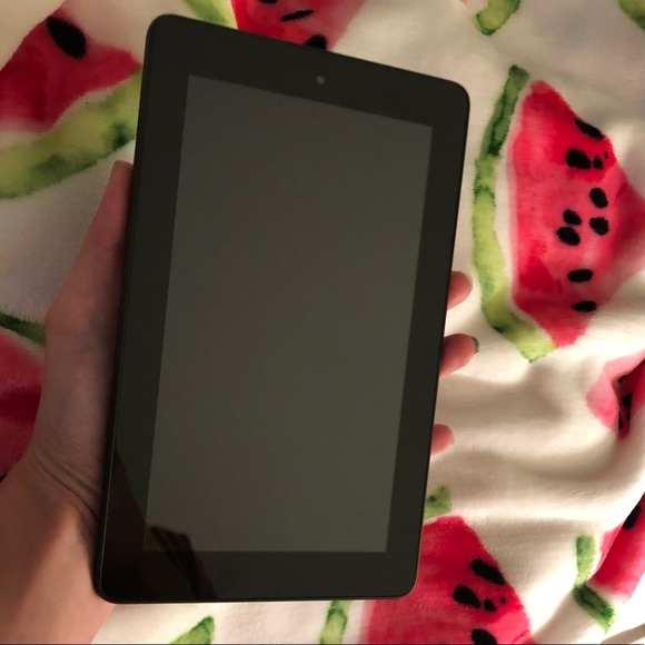 Amazon Fire Tablet - Picture 2 of 4